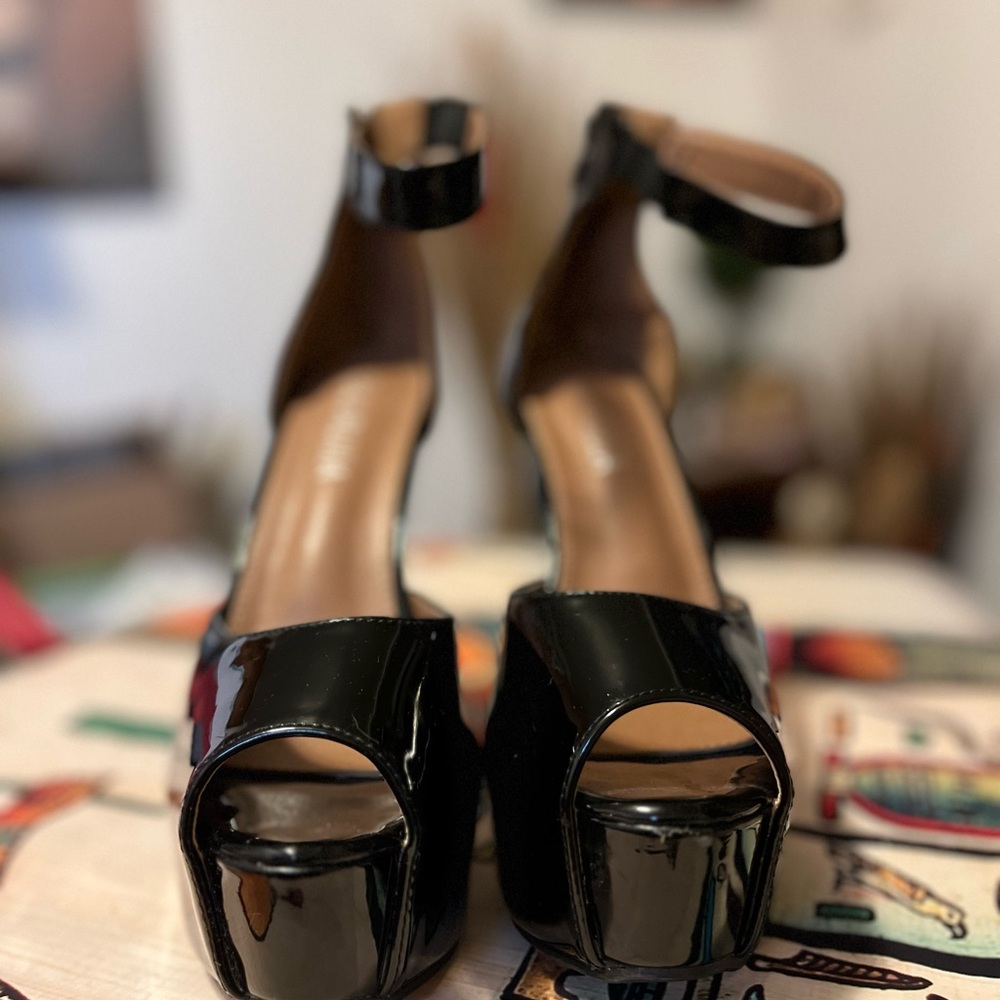 Black stiletto heels